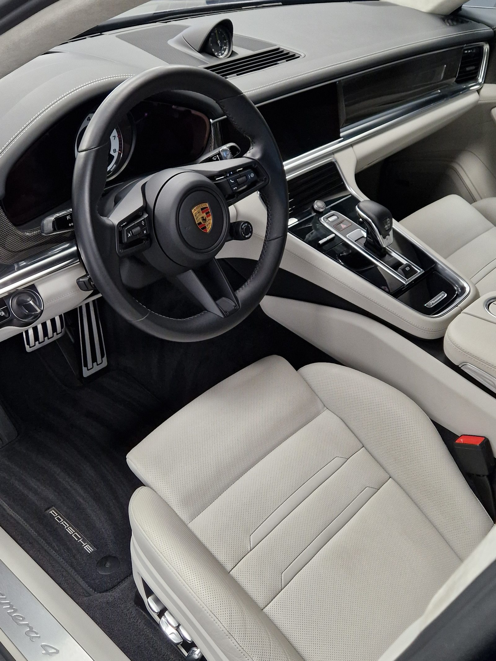 Perla Detailing — Porsche Panamera interijer